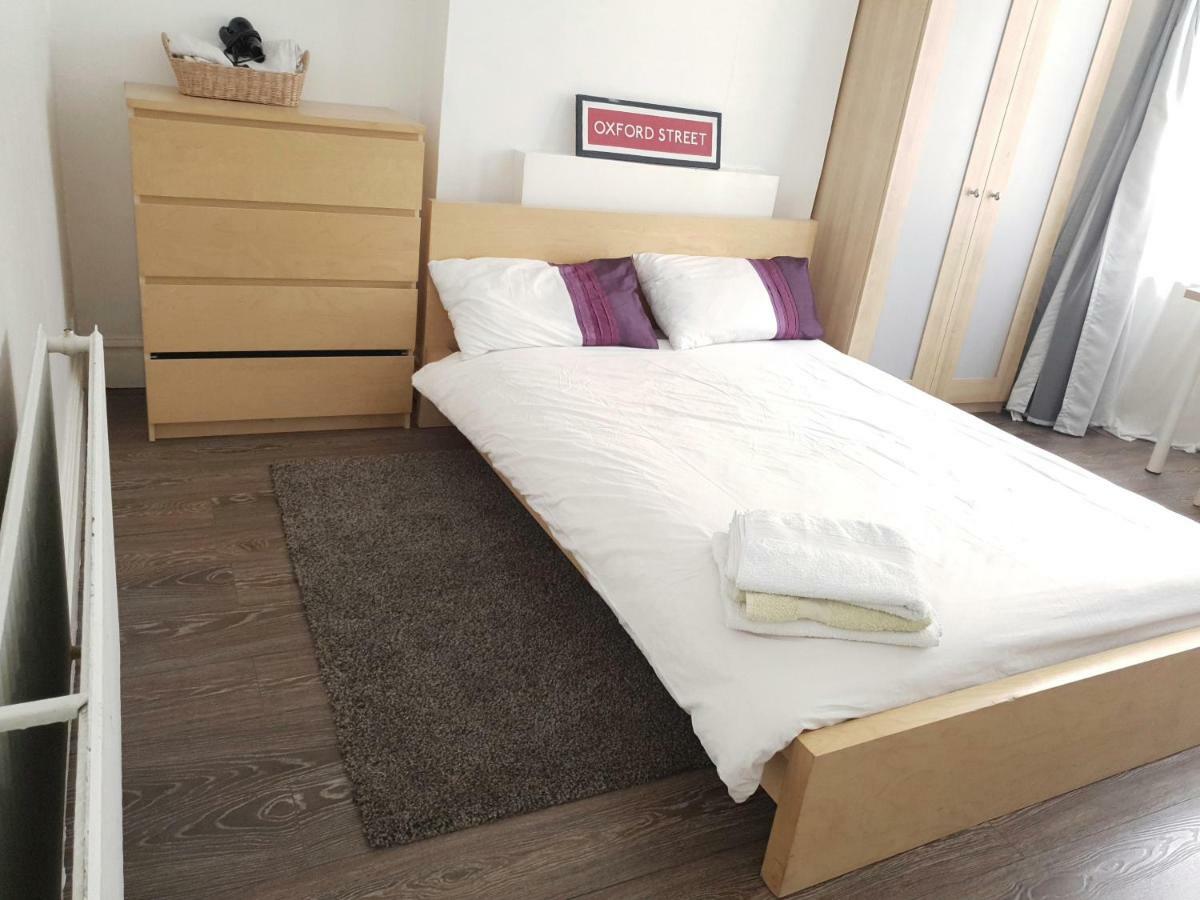 Home In Queen'S Park 런던 외부 사진